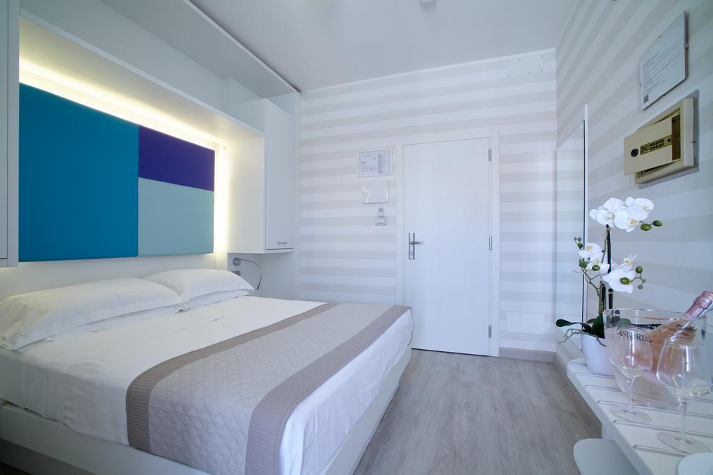 Helen Hotel